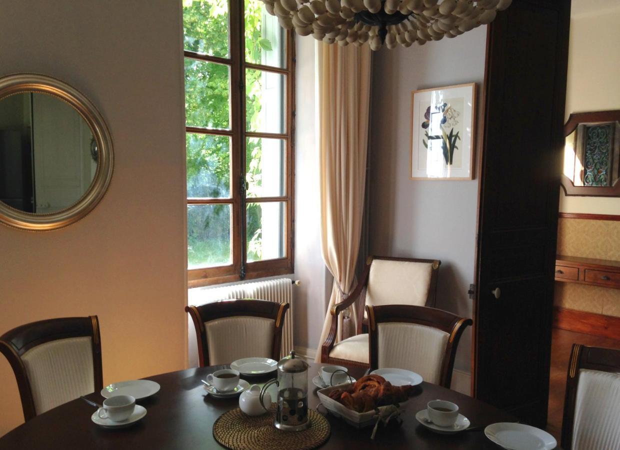 Manoir Le Bourg, Touffaillesヴィラ エクステリア 写真